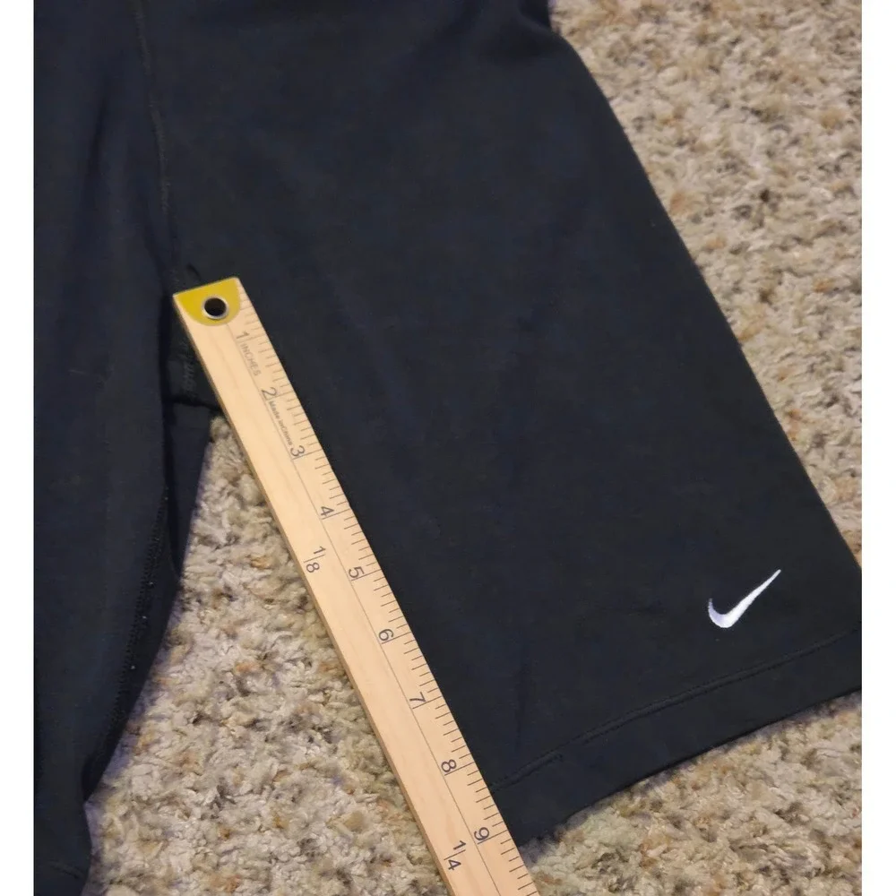 Nike Essential Bike Shorts Women's Size Medium Black Spandex Blend